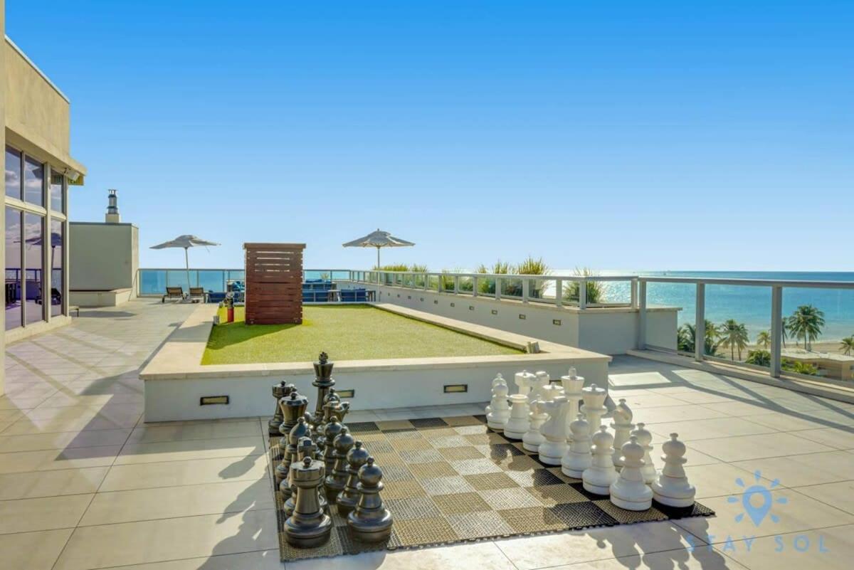 הוליווד Tropical Oasis - Rooftop Pool- Near Beach - Gym מראה חיצוני תמונה