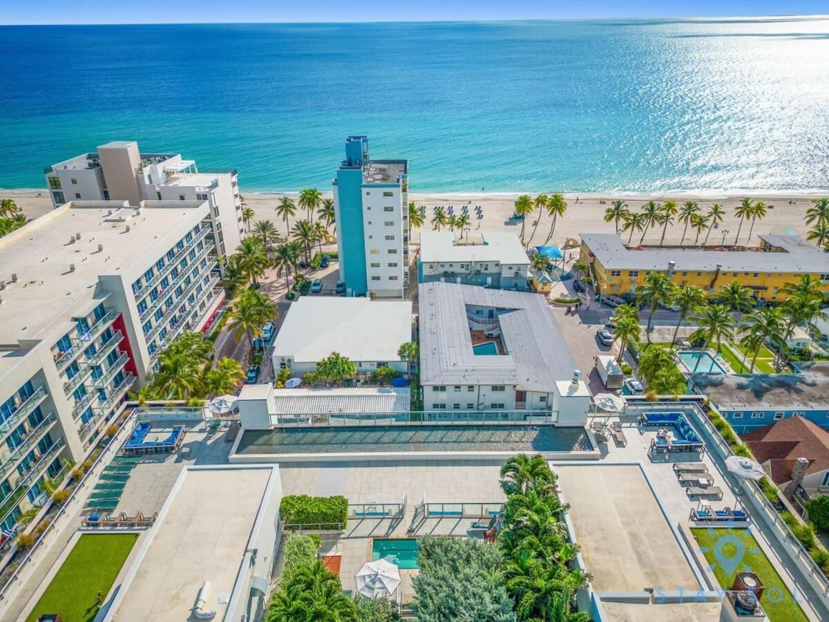 הוליווד Tropical Oasis - Rooftop Pool- Near Beach - Gym מראה חיצוני תמונה